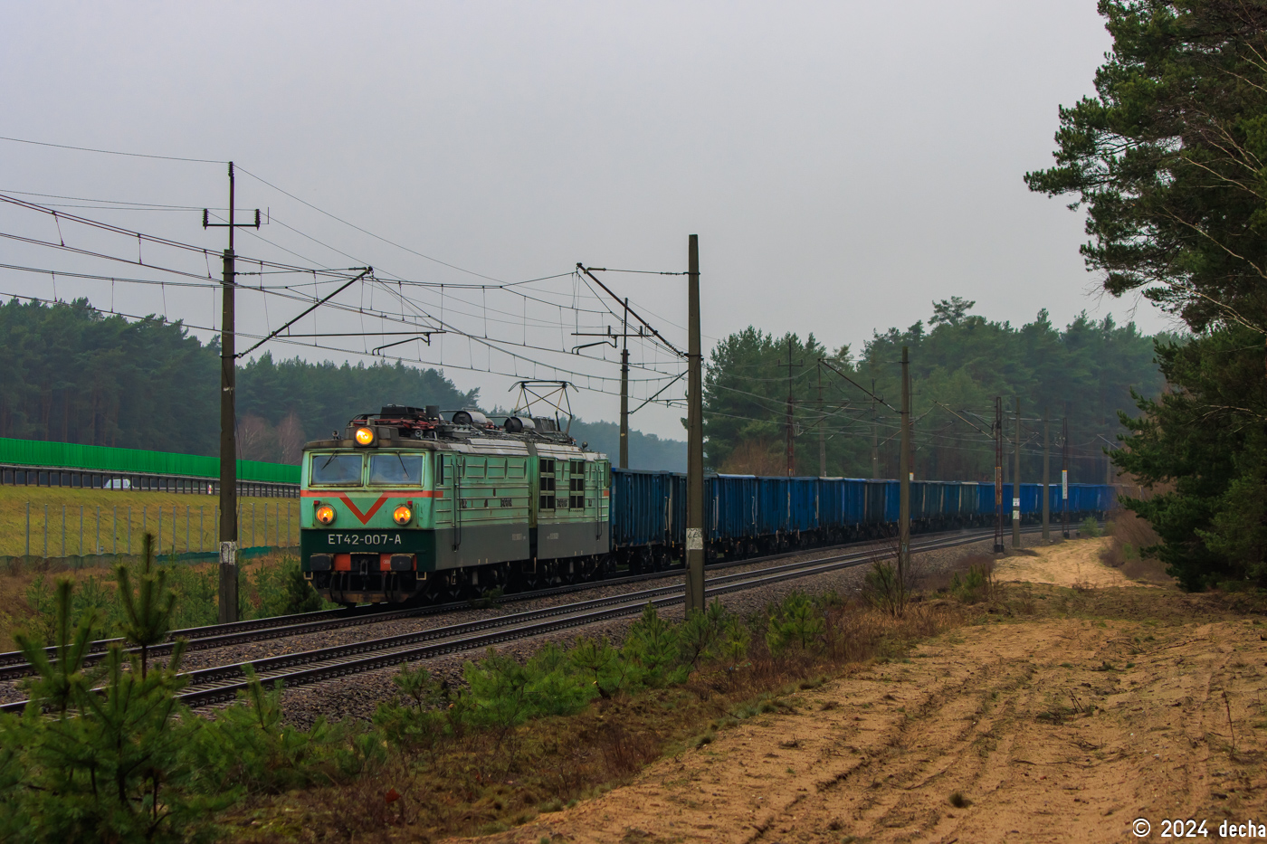 ET42-007