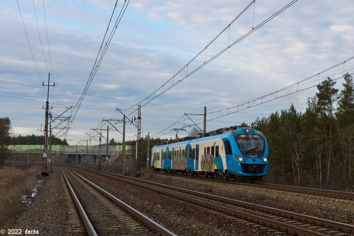 EN63A-033
