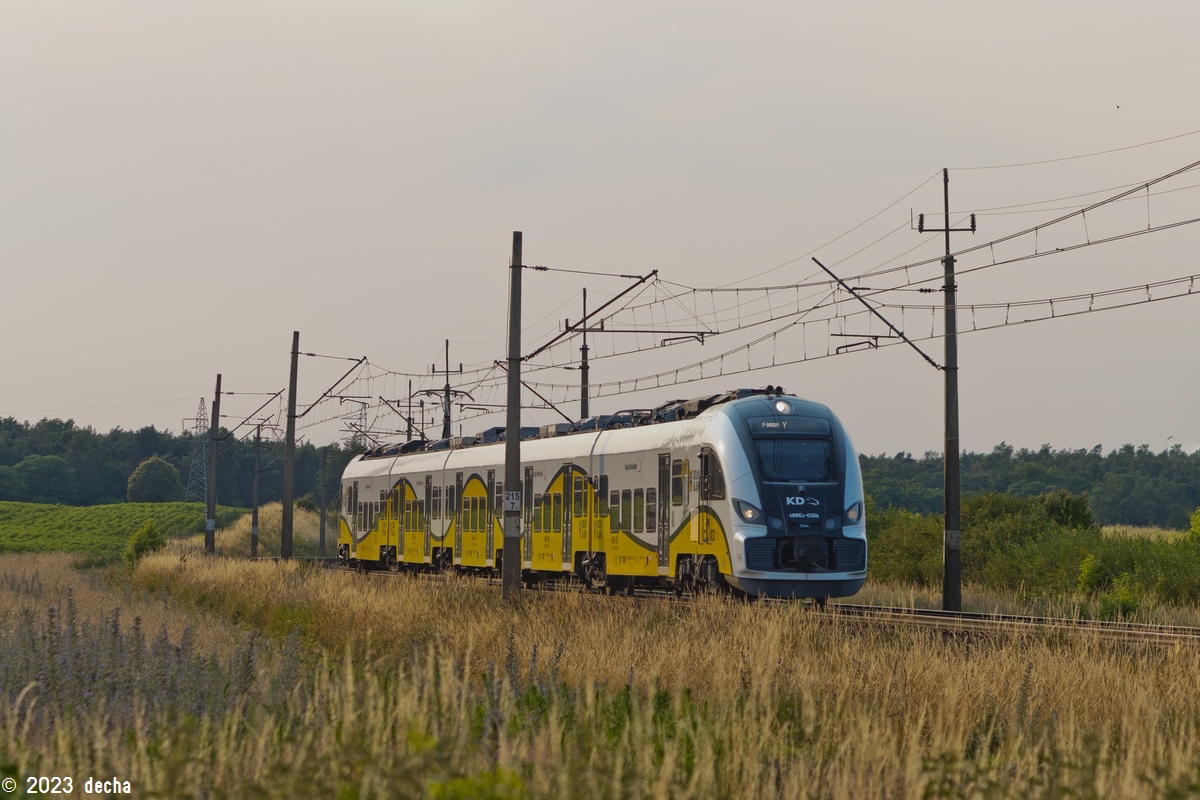 48WEc-036
