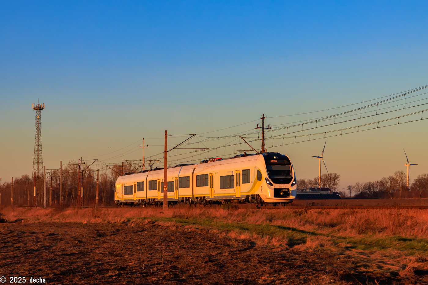 228M-001