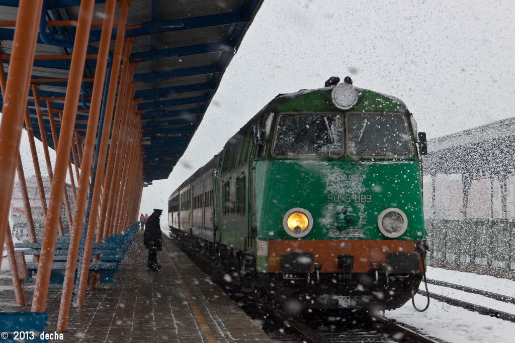 SU45-089