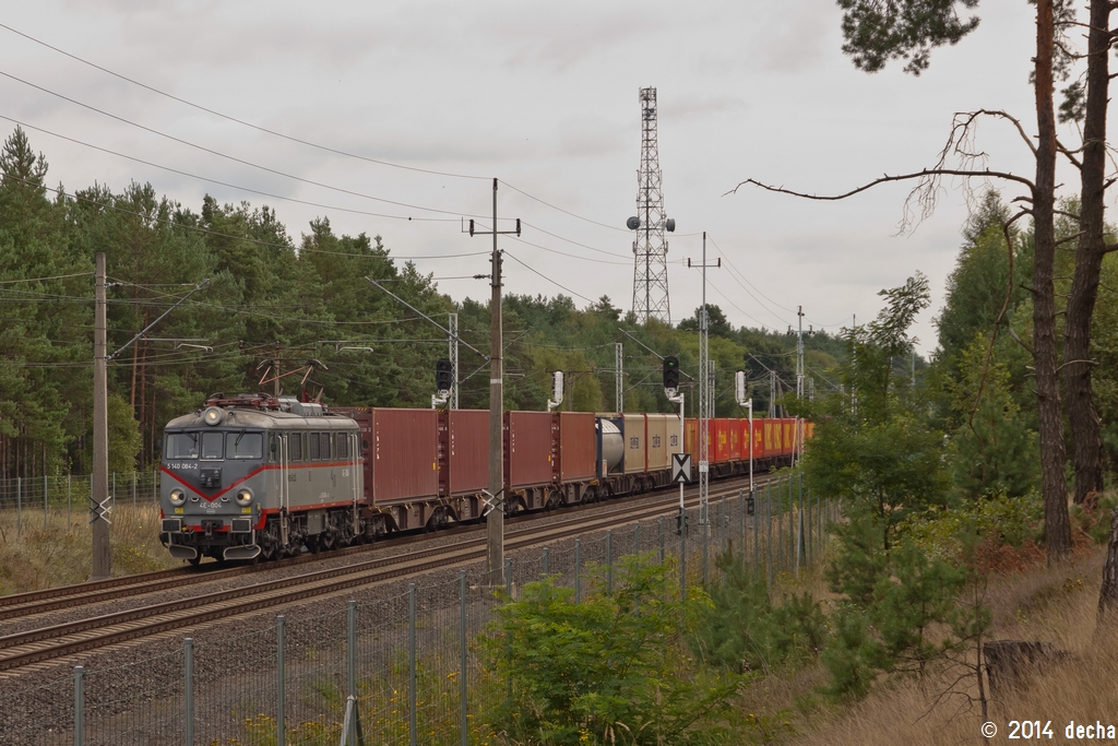 4E-004