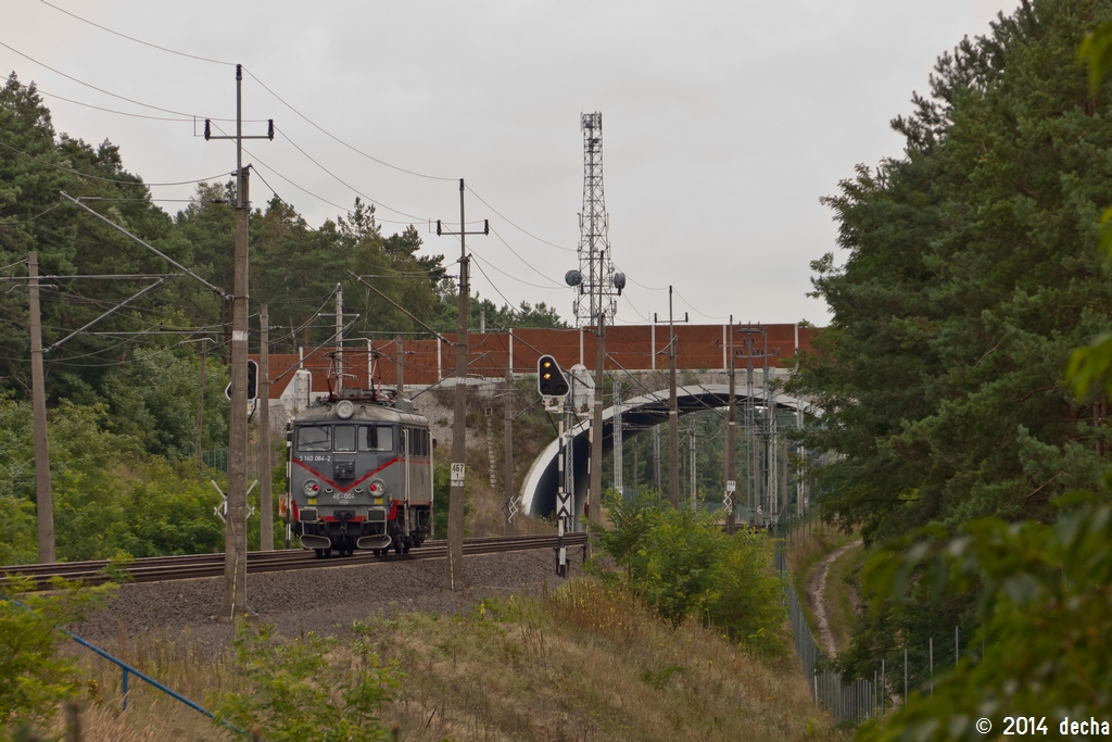 4E-004