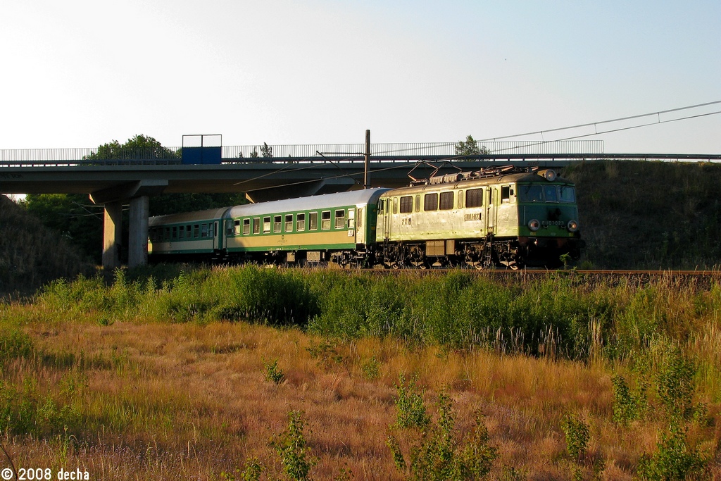 EU07-023