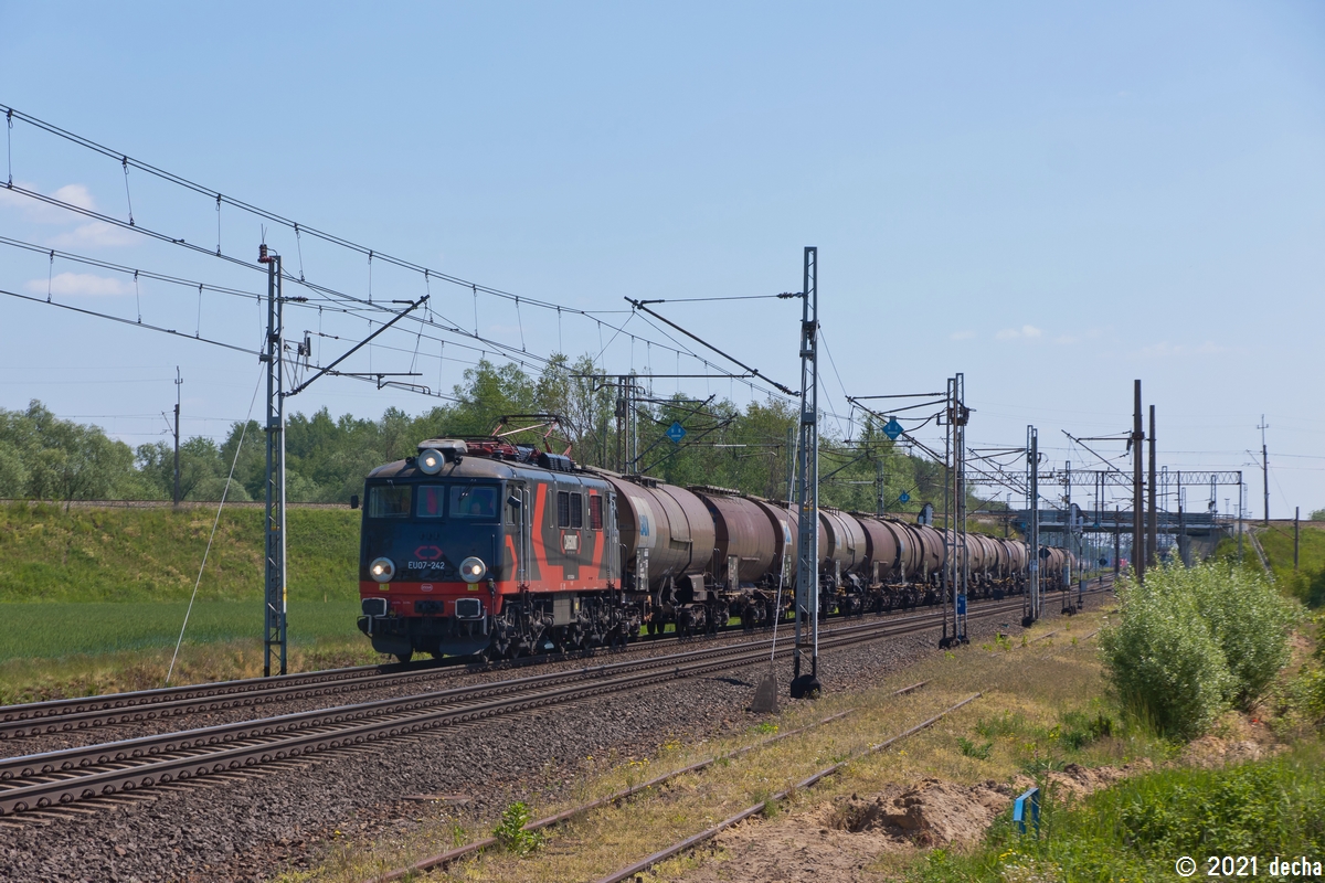 EU07-242