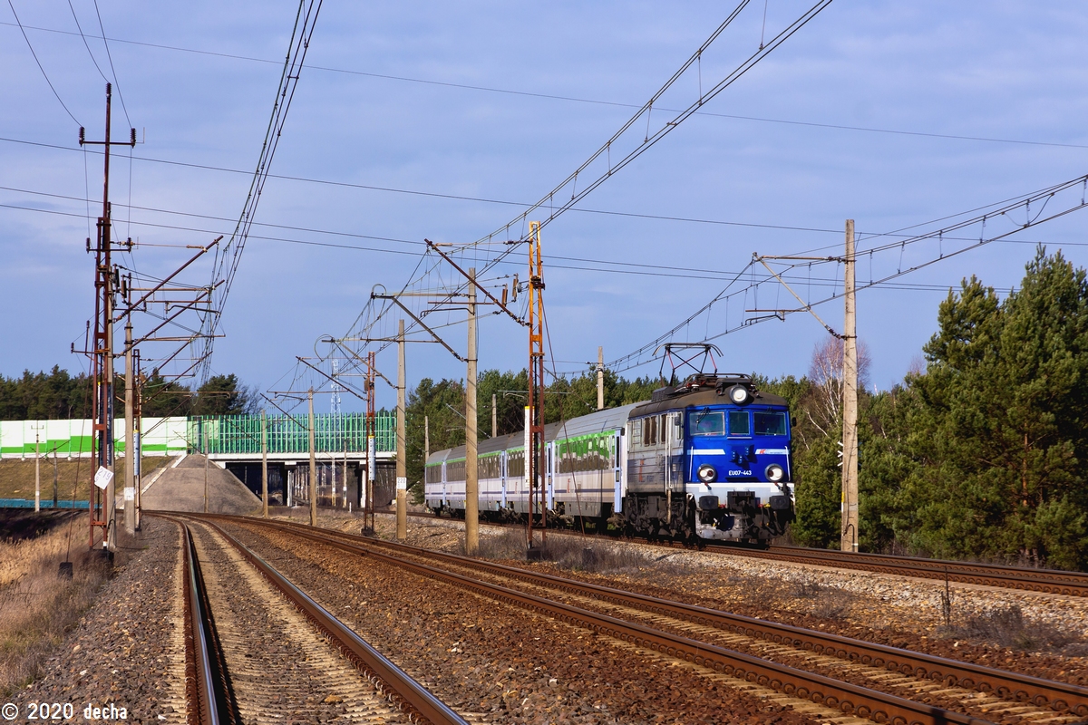 EU07-443