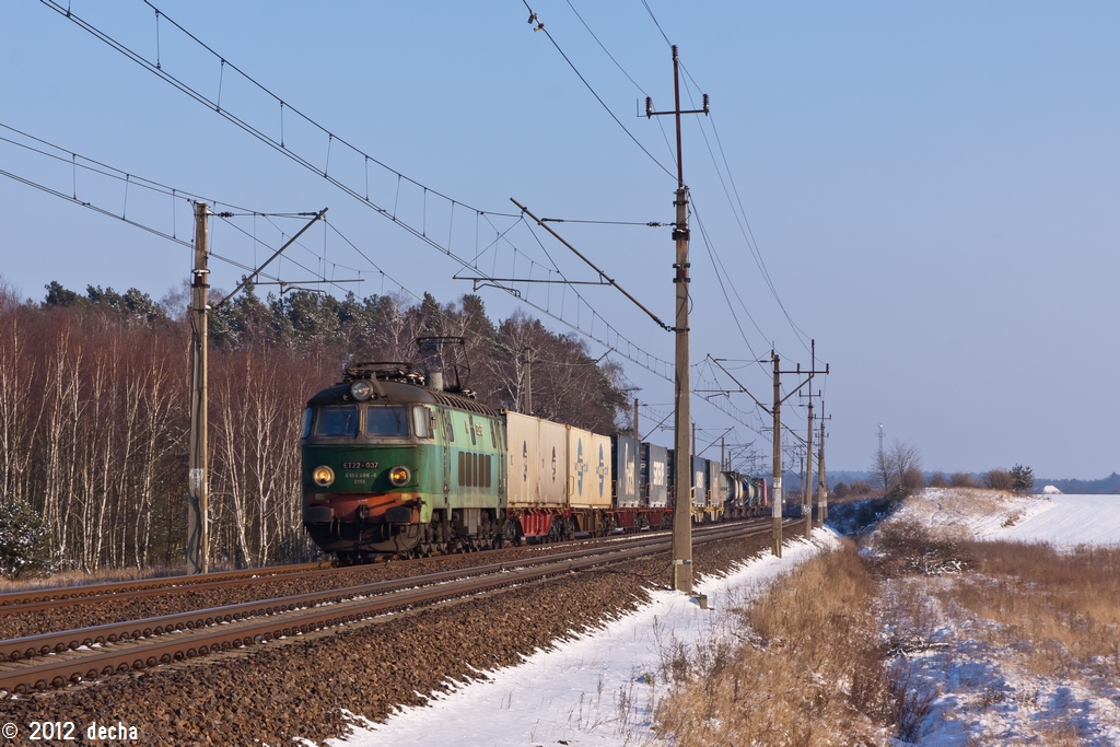ET22-037
