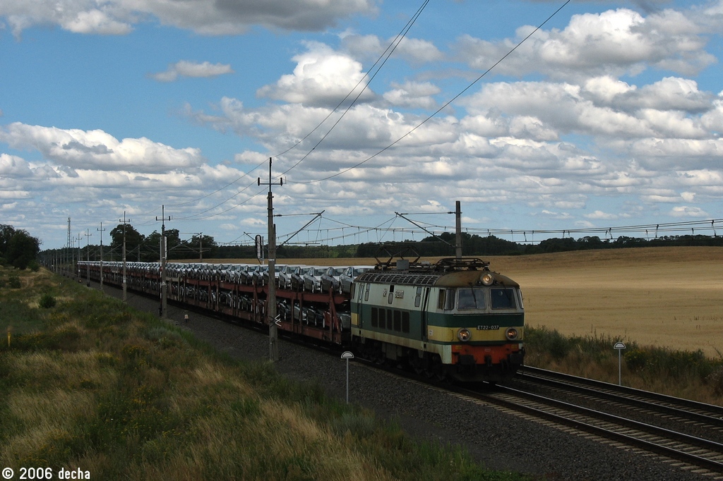 ET22-037
