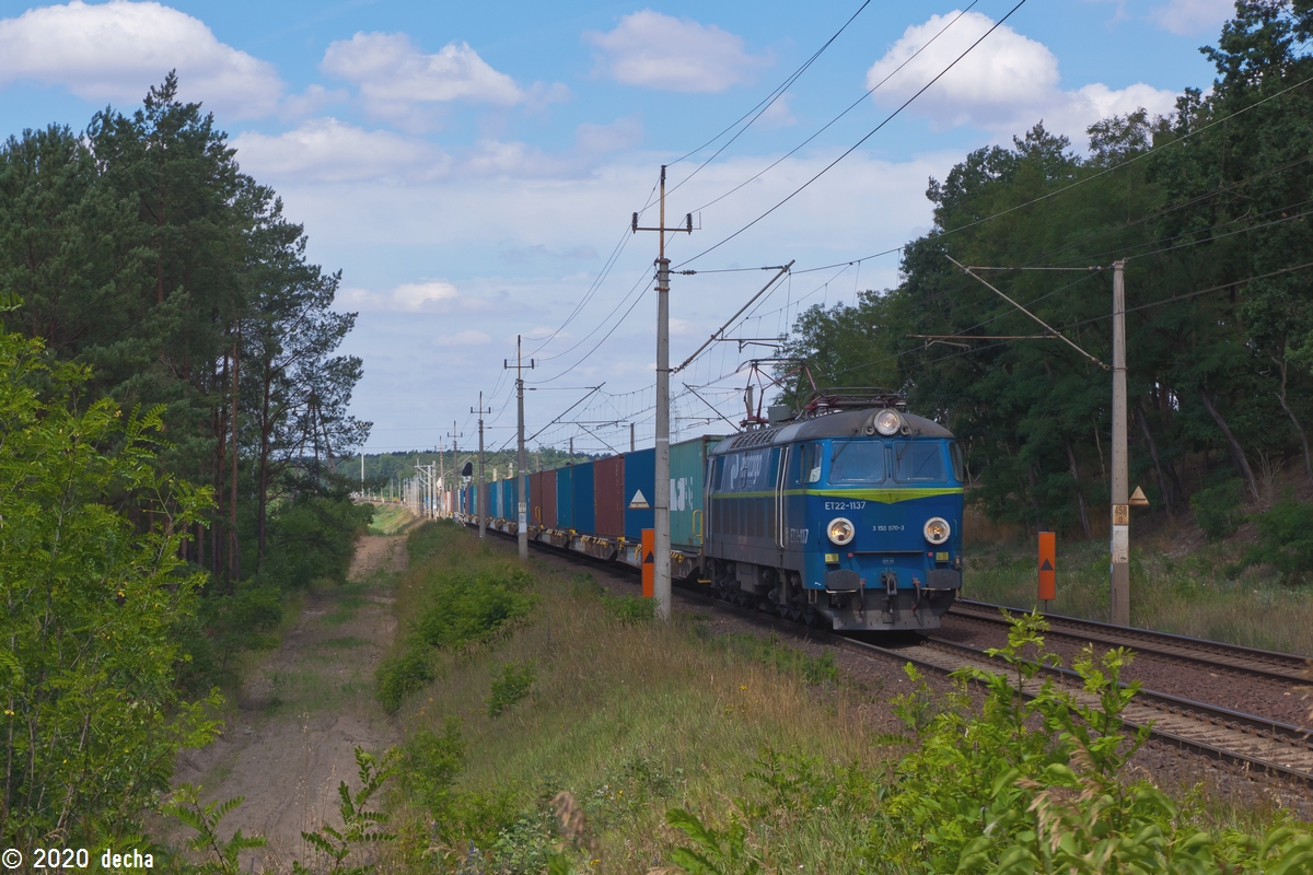 ET22-1137