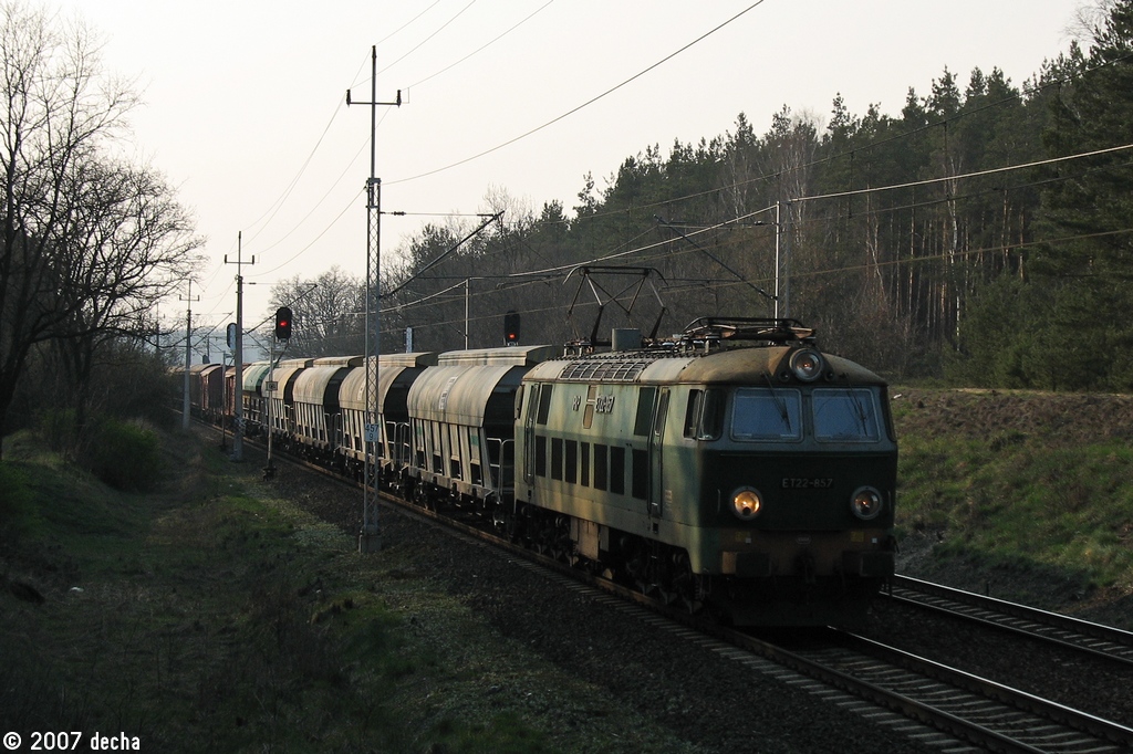 ET22-857