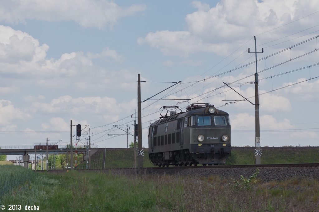 ET22-R002