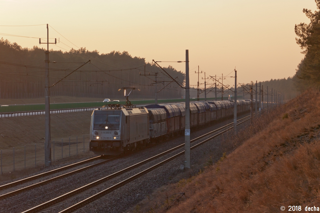 483 221