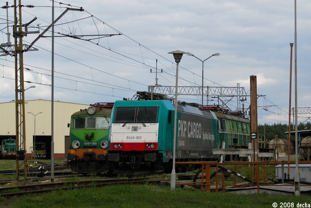 EU43-003