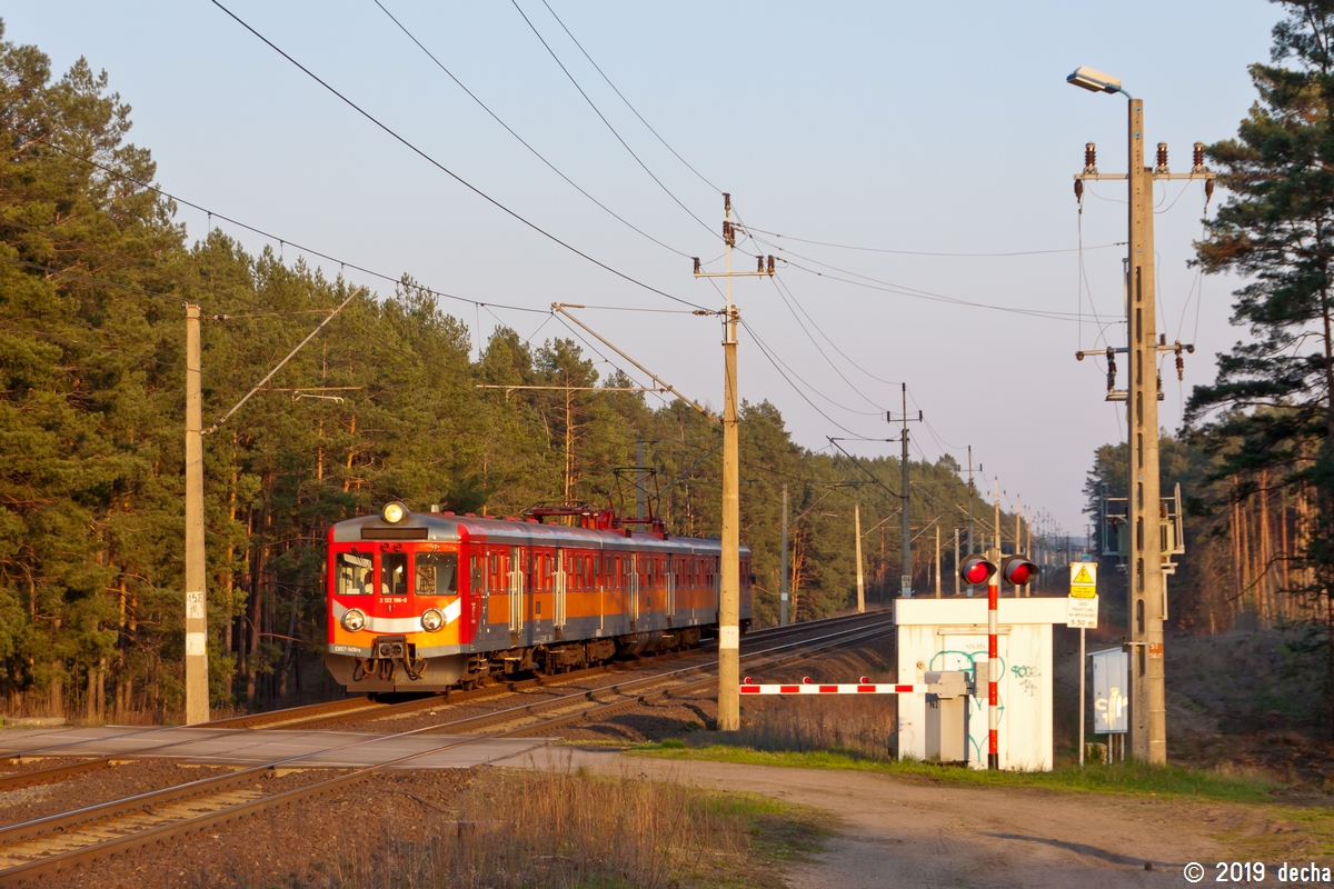 EN57-1418