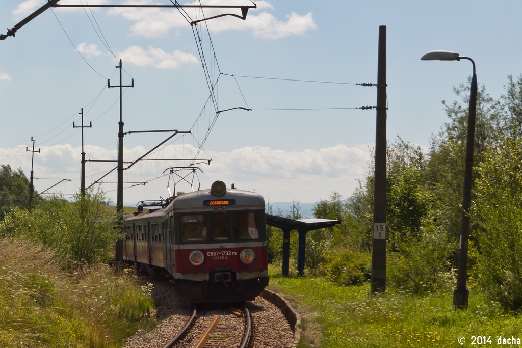 EN57-1732