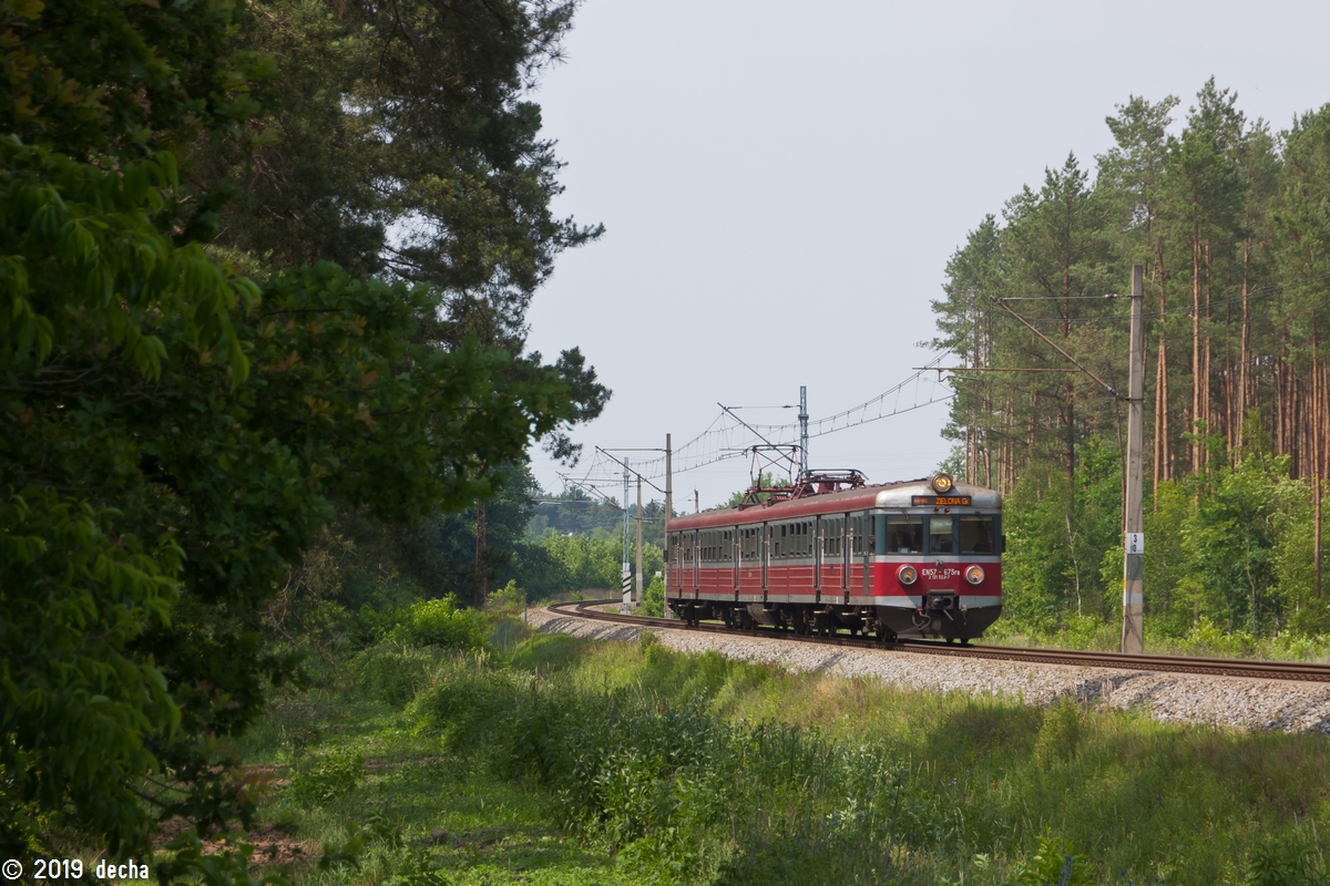 EN57-675