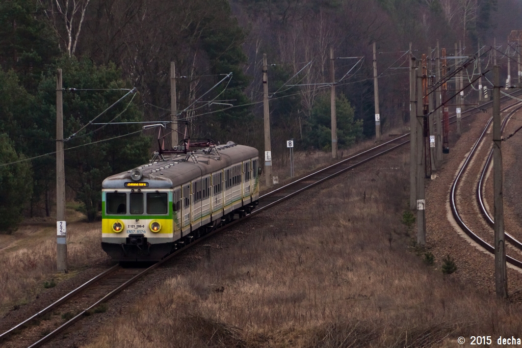 EN57-857