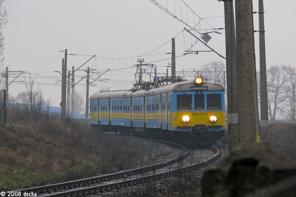 EN57-977
