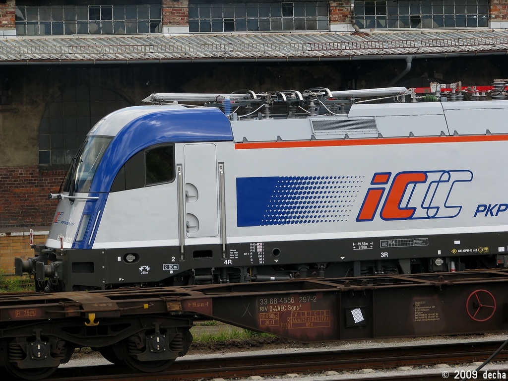 183 602