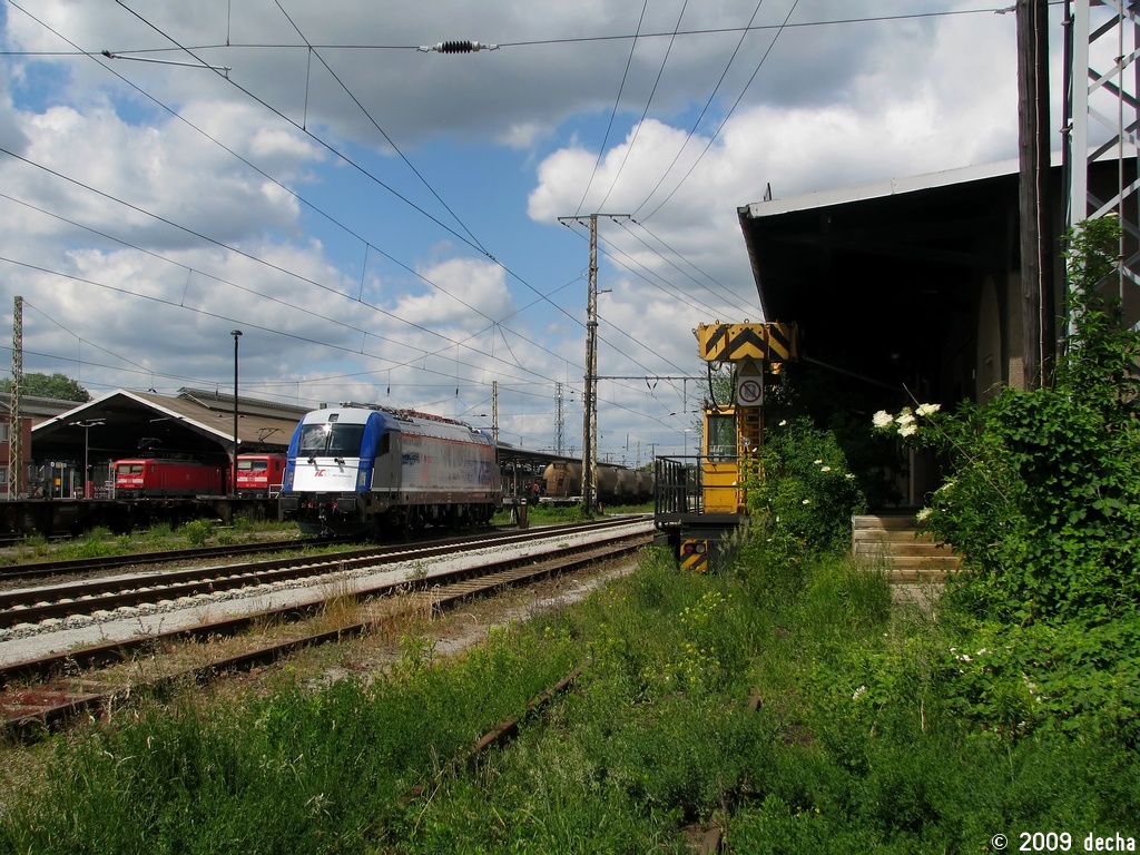 183 602