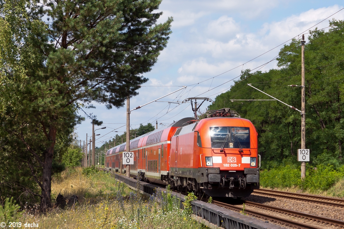 182 025-7