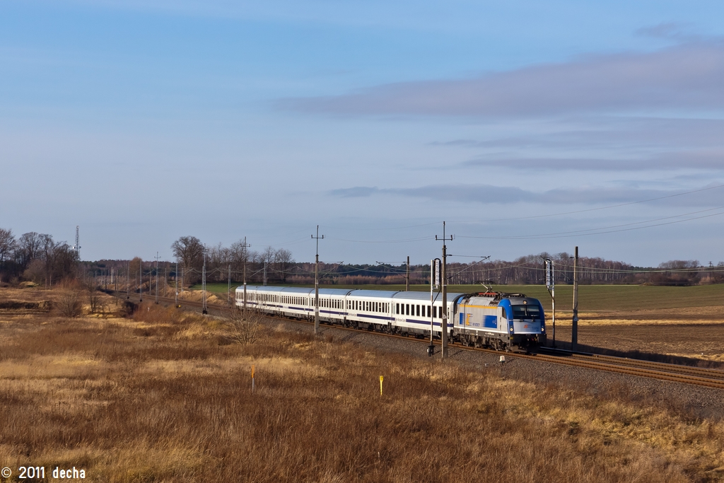 5 370 001