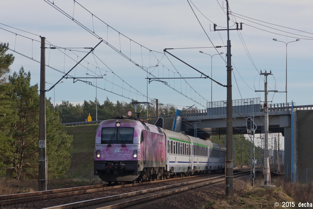 5 370 002