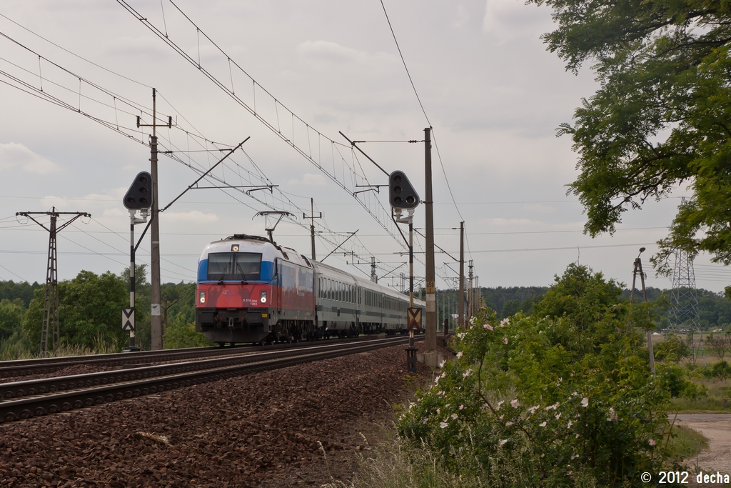 5 370 002