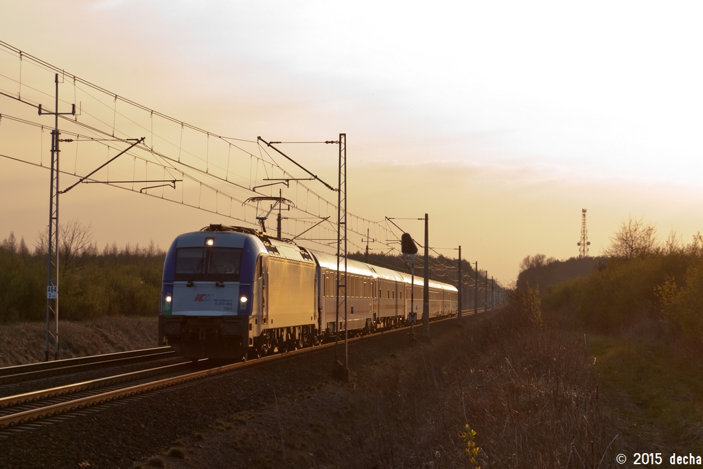5 370 005