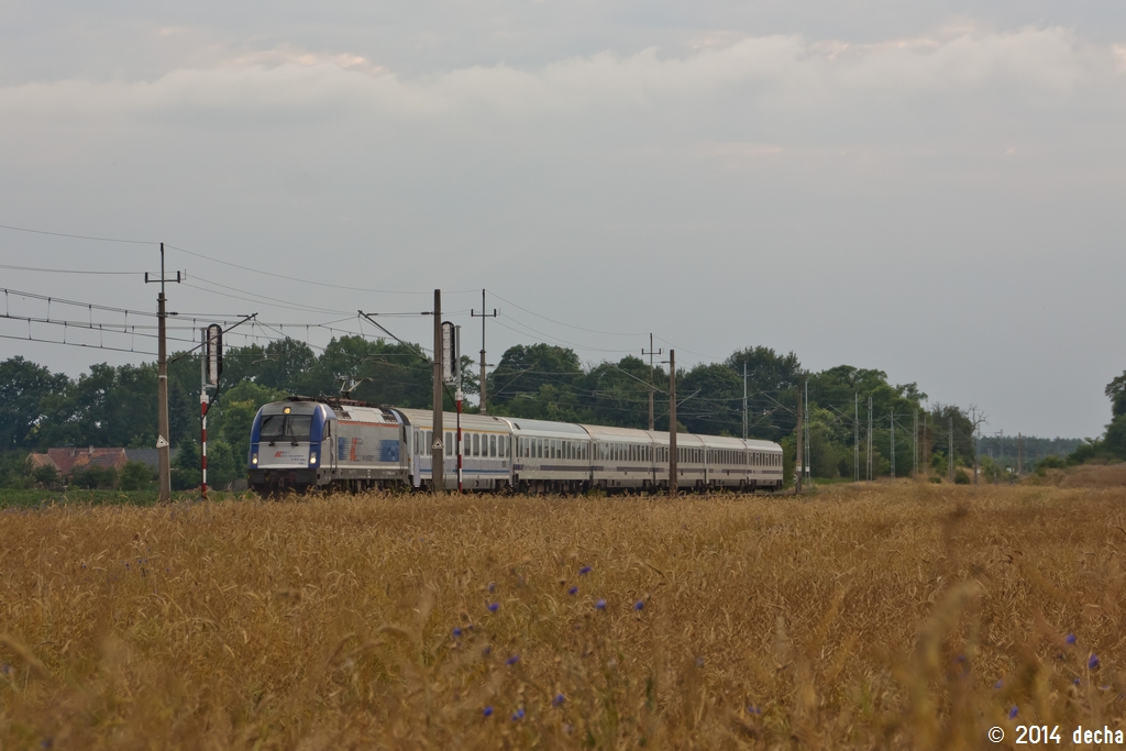 5 370 006