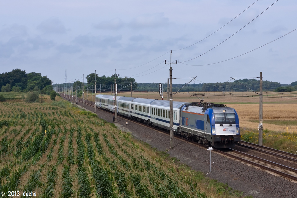 5 370 007