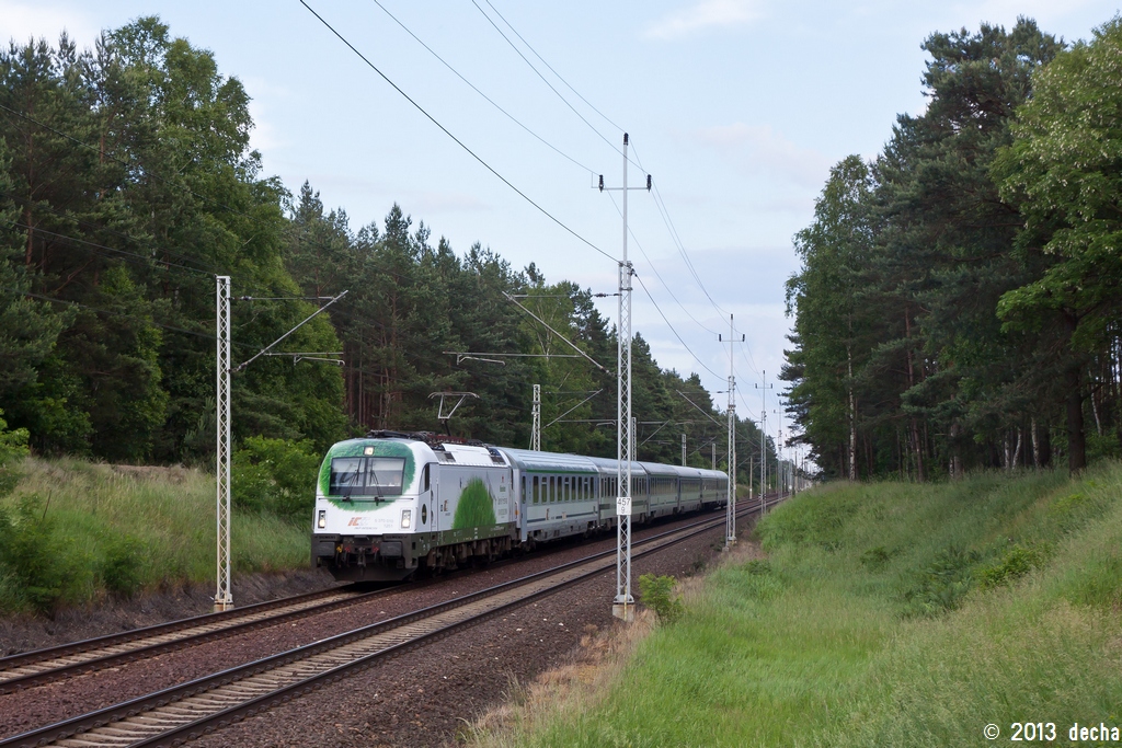 5 370 010
