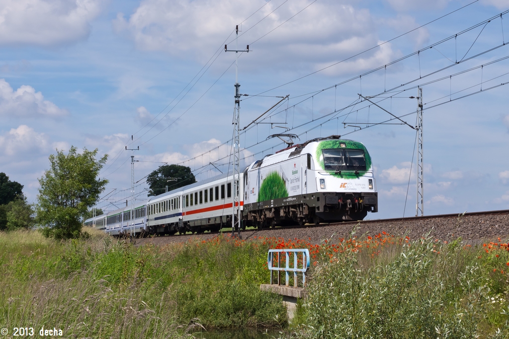 5 370 010