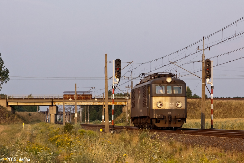 ET21M-012