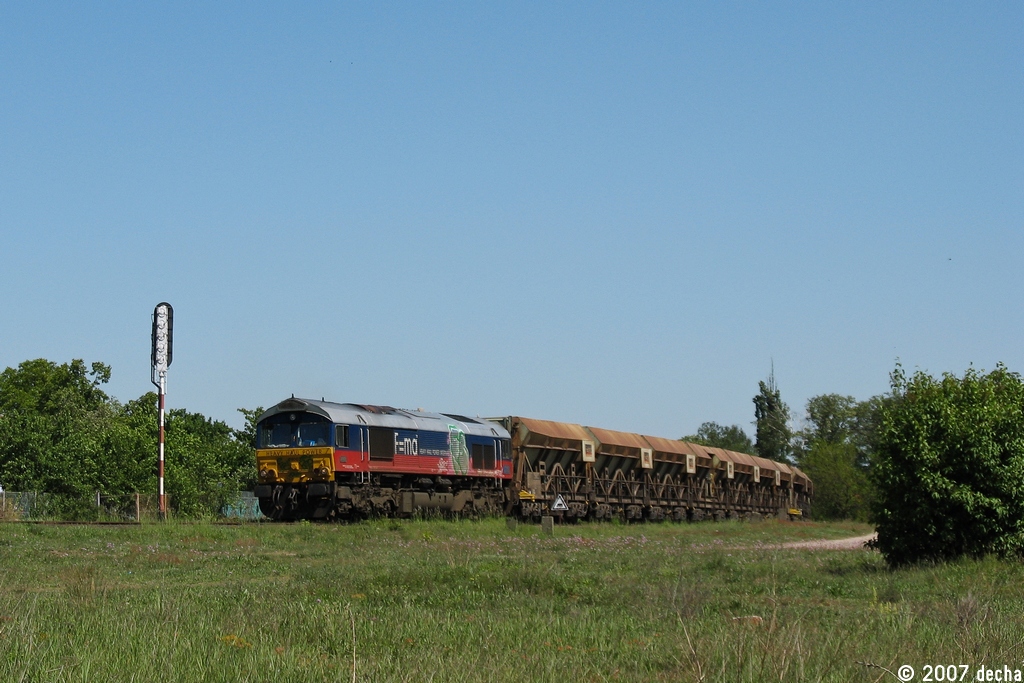 29003
