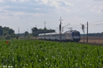 5 370 003